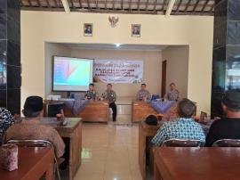 PEMBINAAN JAGA WARGA KALURAHAN NGORO-ORO